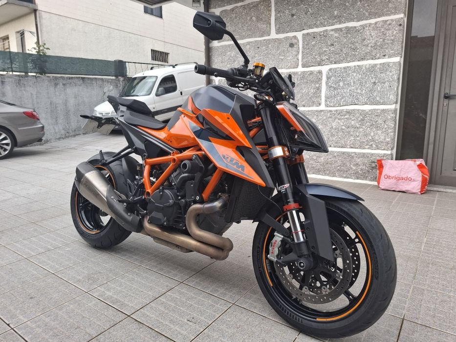 KTM Super Duke 1290 R de 2020