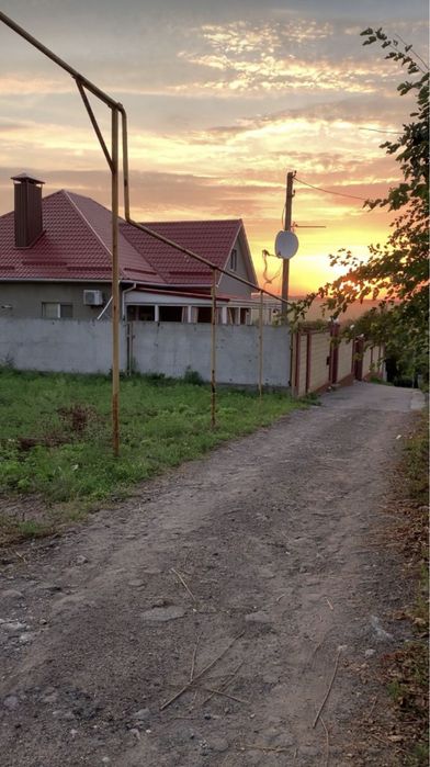 Продам зімельну ділянку під забудову 8 соток Мирний