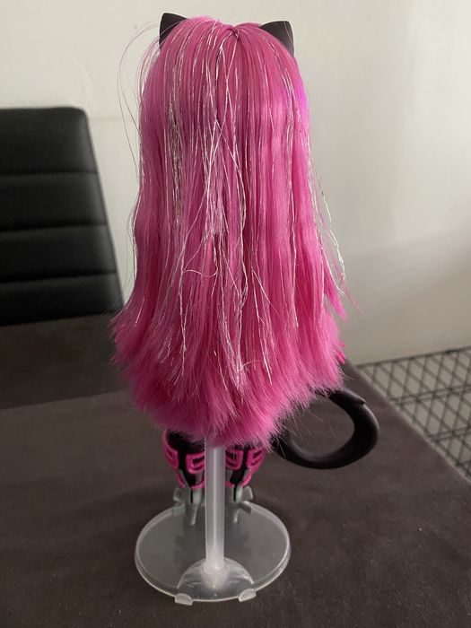 Lalka Monster High Catty Noir z szafą