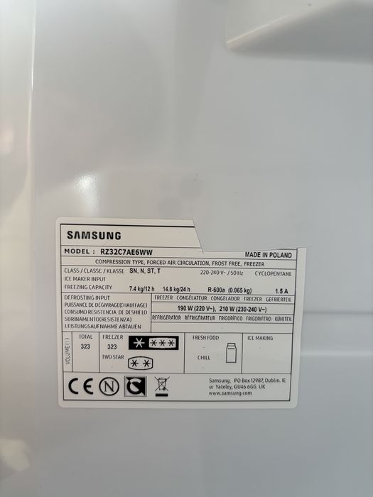 Морозильна камера Samsung, RZ32C7AE6WW