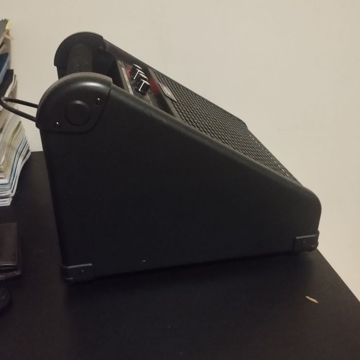 Amplificador aroma adx-20 e-drums amp