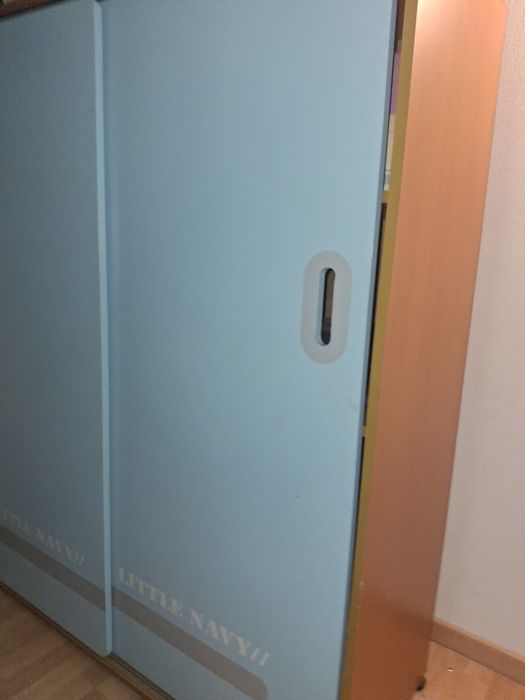 Guarda fatos (roupeiro) usado