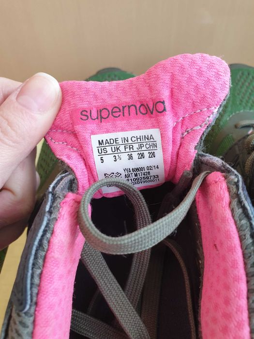 Продам женские фирменные кроссовки Адидас Adidas 35 размер+подарок