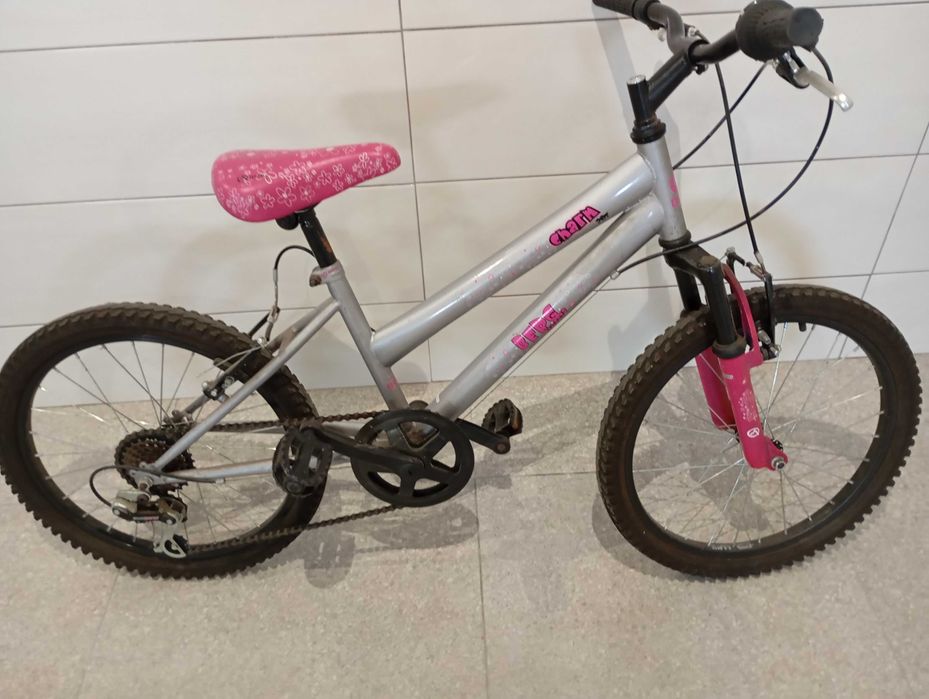 Bicicleta de menina