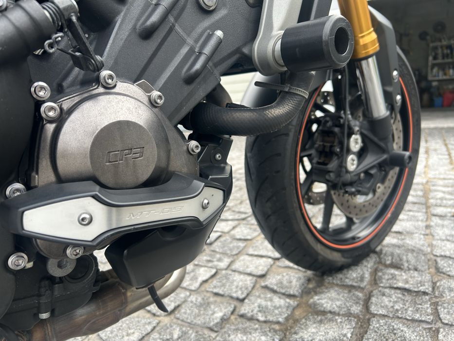 Yamaha mt 09  impecavel