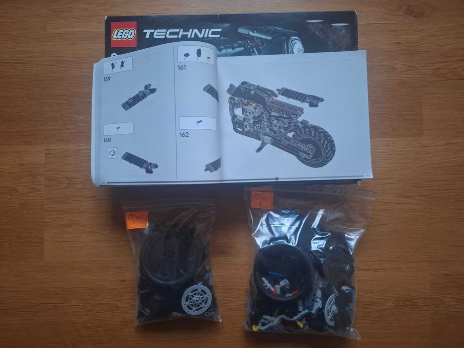 Конструктор Lego Technic 42155. The Batman Batcycle