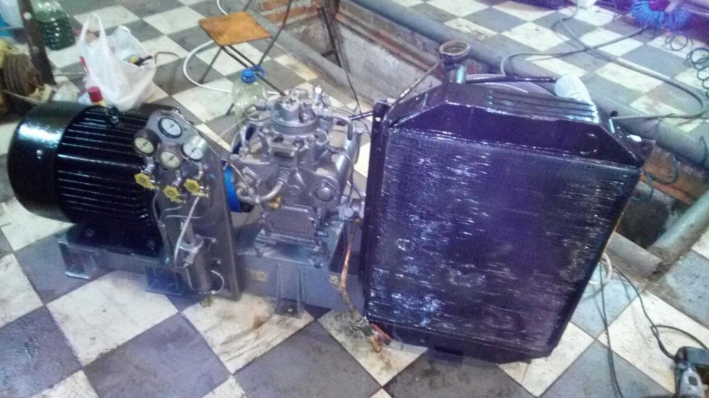 Компрессорная  станция для заправки авто метаном,газом и други.