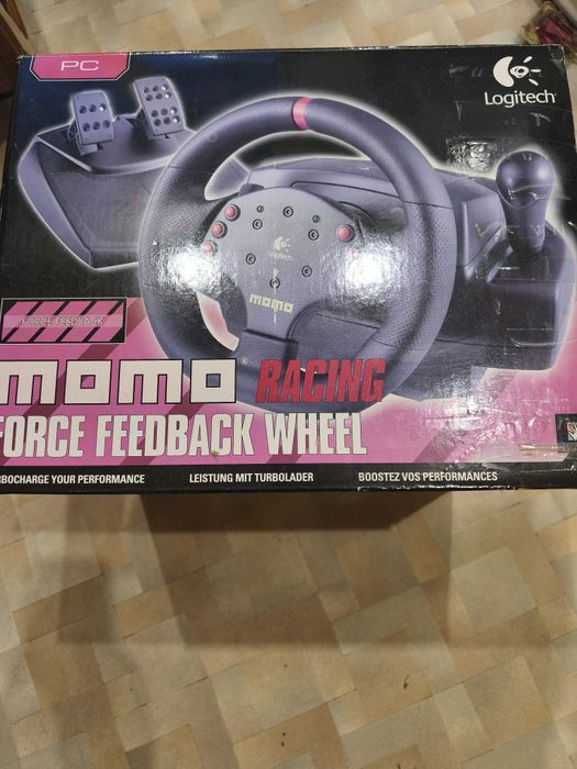 Игровой руль  в отличном состоянии