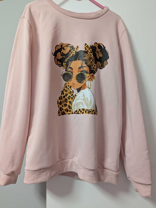 Bluza z dziewczyną