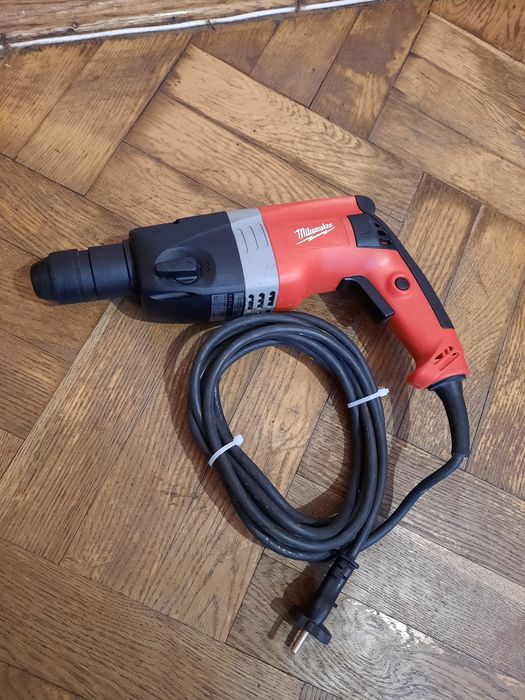 100% оригінал!!Перфоратор Milwaukee PFH 24 E,670вт,1.9 Дж, SDS-Plus