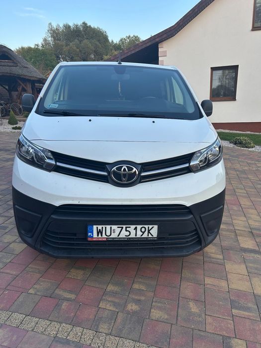 Toyota ProAce Toyota bus brygadowy