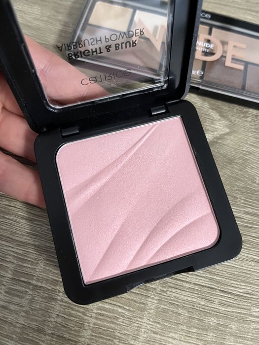 Тіні, пудра Catrice NUDE, Catrice Bright & Blur Airbrush Powder