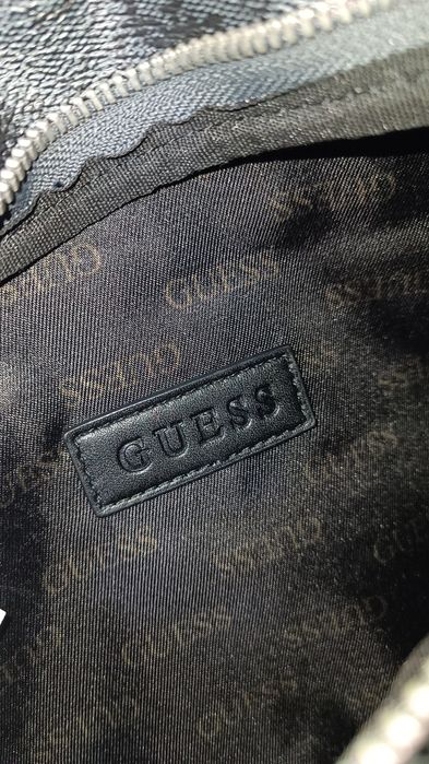 Bolsa Guess como nova