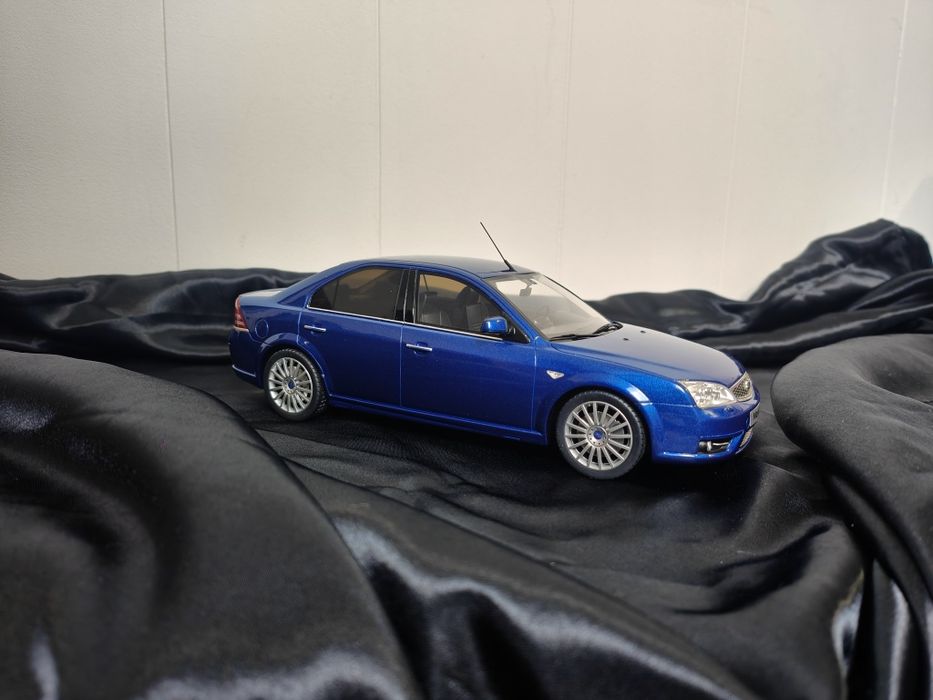 Ford Mondeo ST220 Otto 1:18