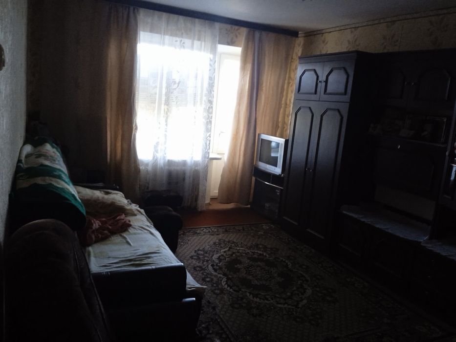 Продам квартиру в гарному спальному районі,всі деталі за телефоном або у Ватсап