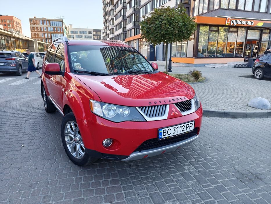 Mitsubishi outlander XL