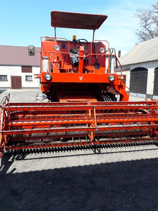 Sprzedam kombajn Bizon ZO56