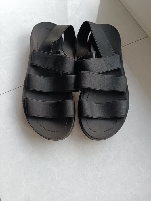 Босоніжки,босоножки,сандалі