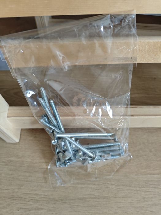 Cama de casal Ikea Trava
