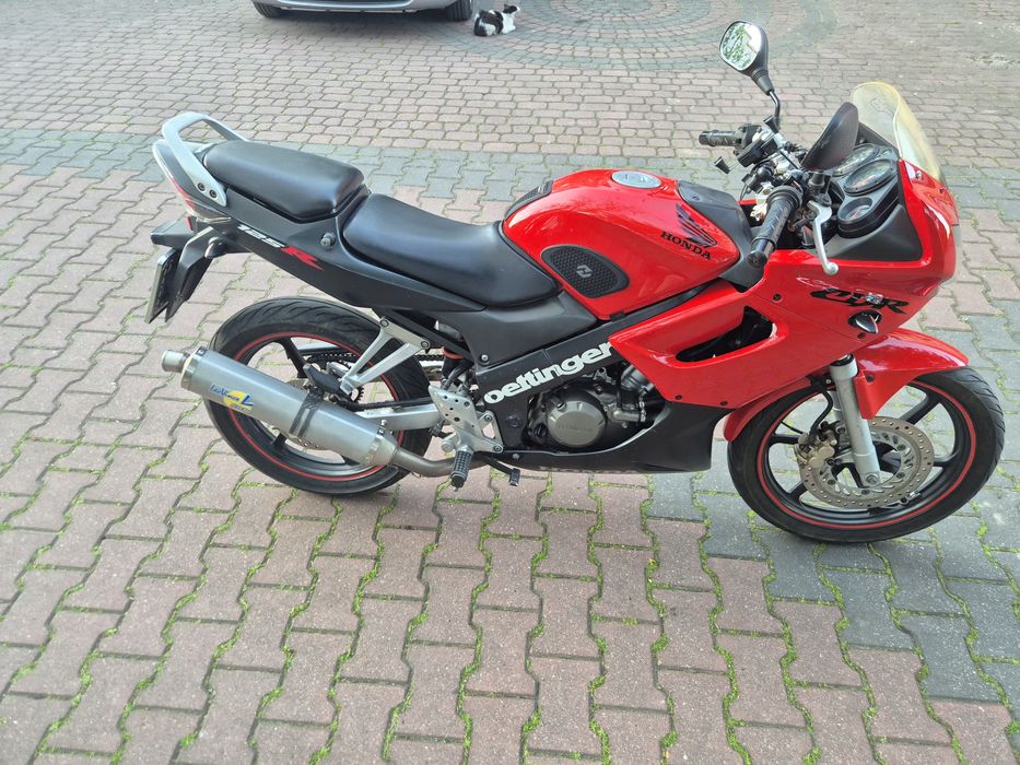 Honda cbr 125r jc34