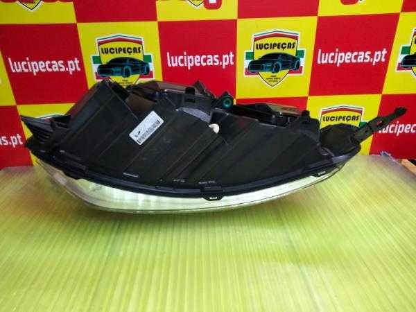 Otica Esquerda Peugeot Expert | 102894