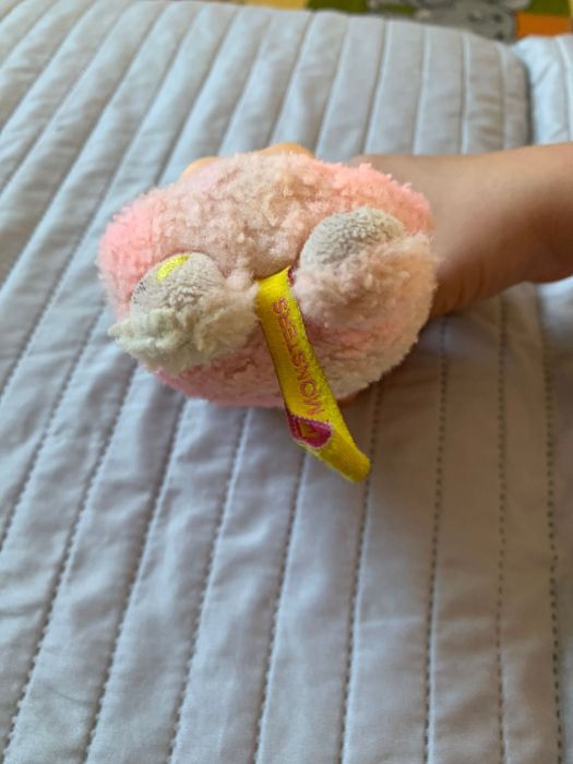 Лабуба,рожевого кольору