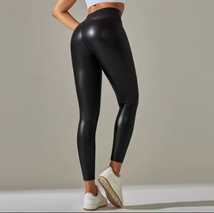 Лосины под эко кожу. Бёдра 115 и больше.