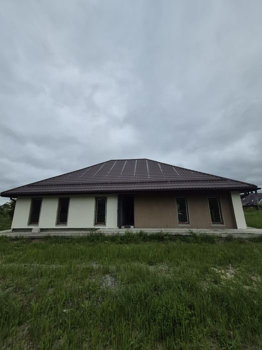 Продам будинок біля річки