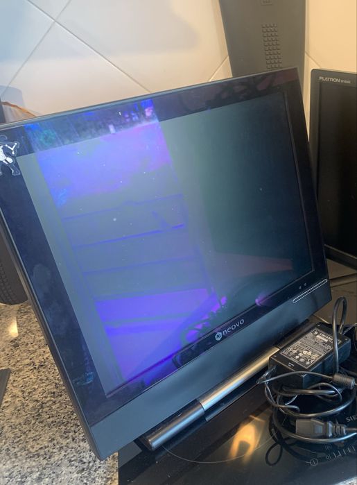 Monitor neovo afuncionar 100%