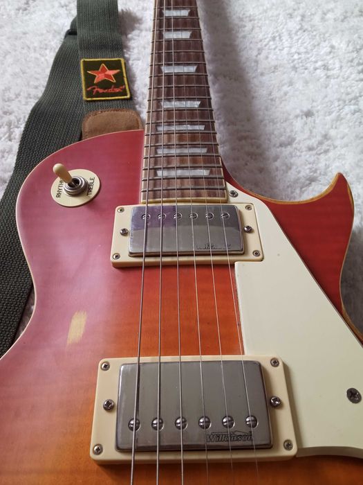 Vintage icon v100