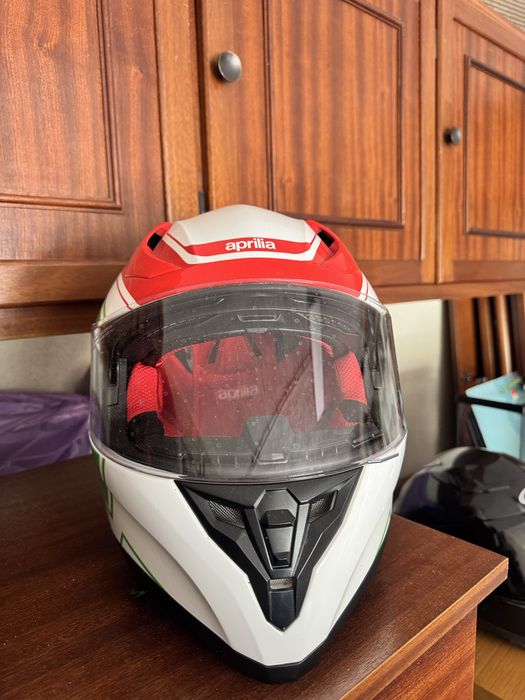 Capacete Aprilia