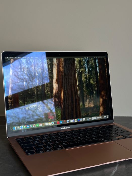 Macbook Air Złoty