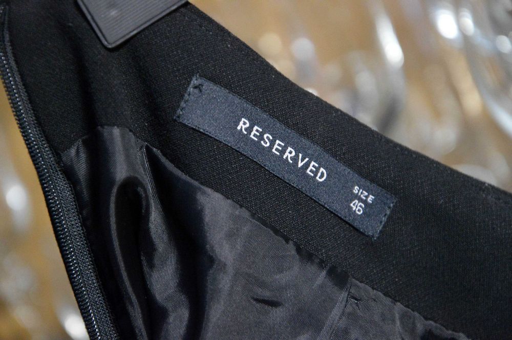 Elegancka ołówkowa spódnica