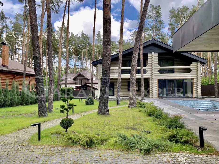 Котедж ЗРУБ 11 соток з Басейном та Банею ! Біля лісу
