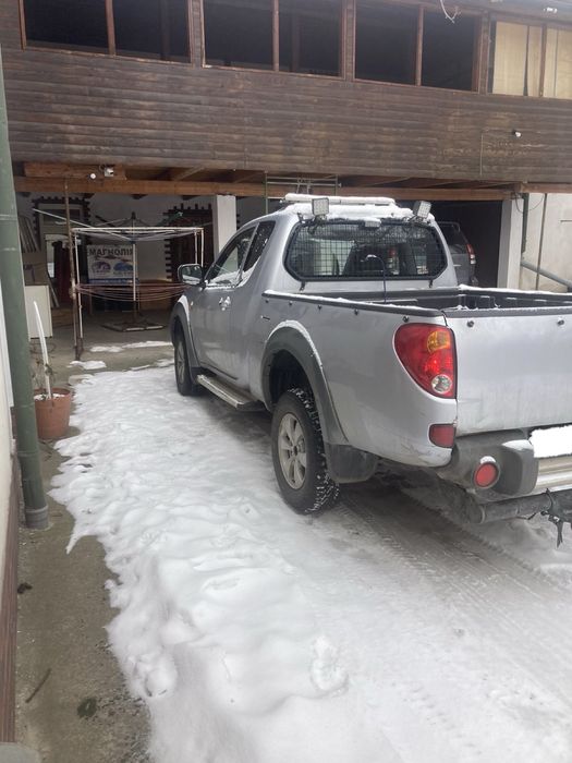 Продам авто Mitsubishi l200