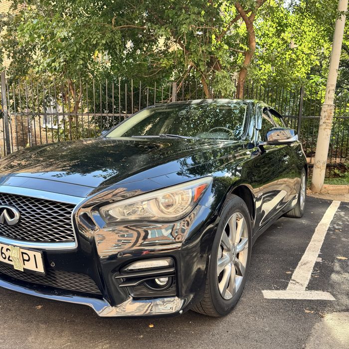infiniti Q50S Hybrid 3.5 максимальна комлектація
