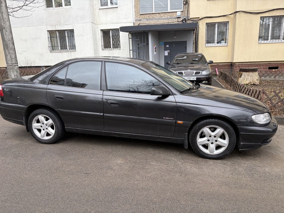 Opel omega B 2001