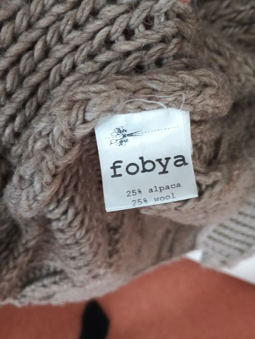 Kardigan beżowy Fobya