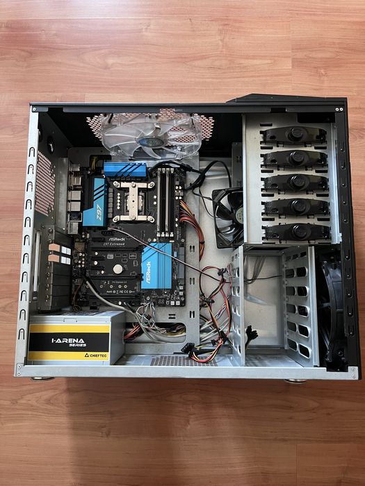 Intel 4770K + AsRock Z97 Extreme4 + 16GB + Chieftec 400W + HAF922 opis