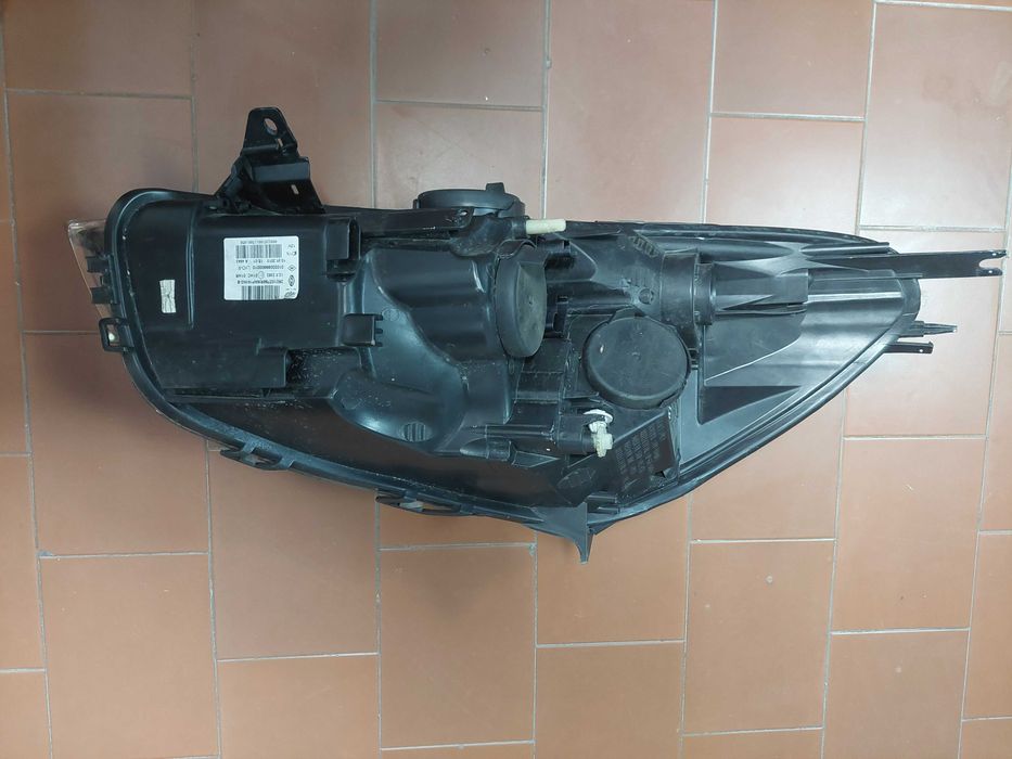 farol drt Renault clio iv