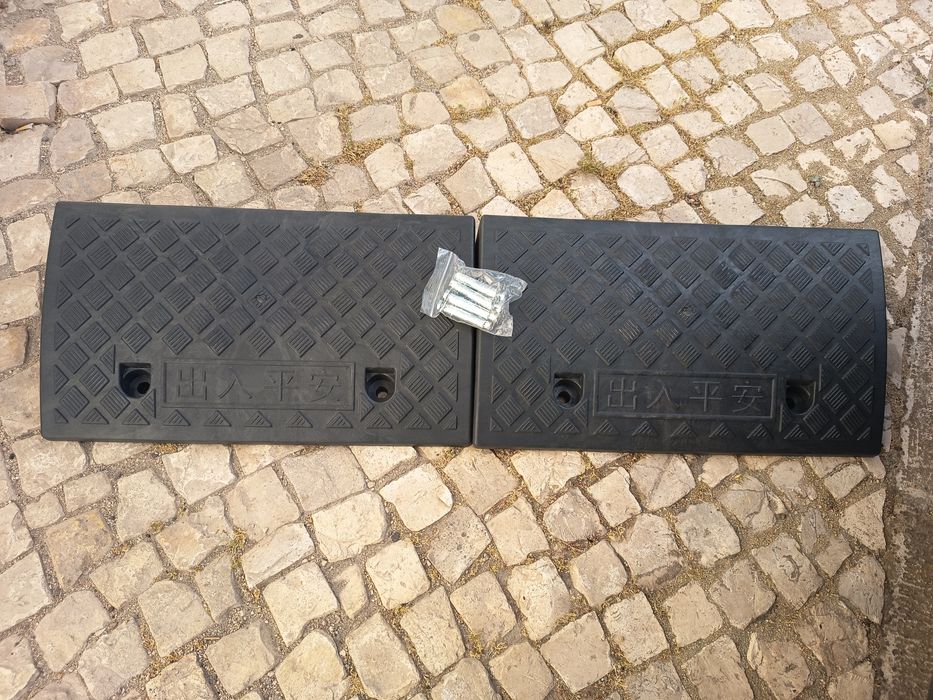 Oportunidade!!Duas rampas com possibilidade de fixação