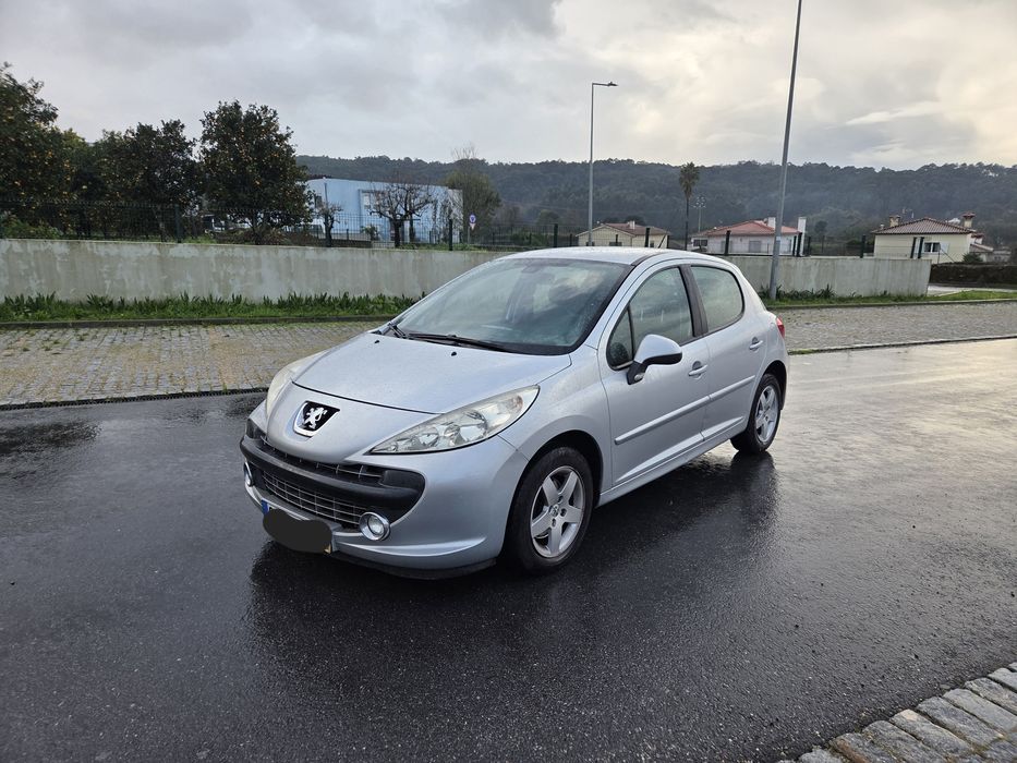 Peugeot 207 1.4 16v 109000 quilómetros