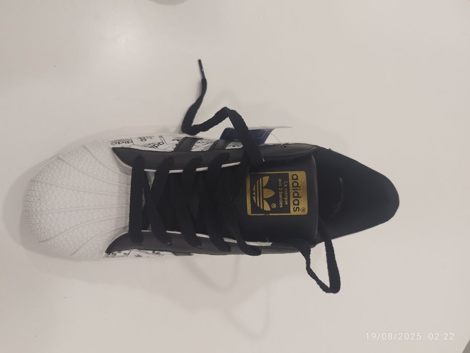 Adidas superstar