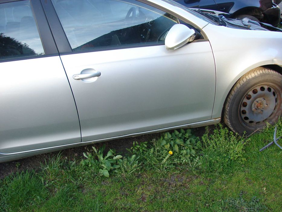 VW GOLF VI kombi drzwi prawe przód tył LA7W  orginał