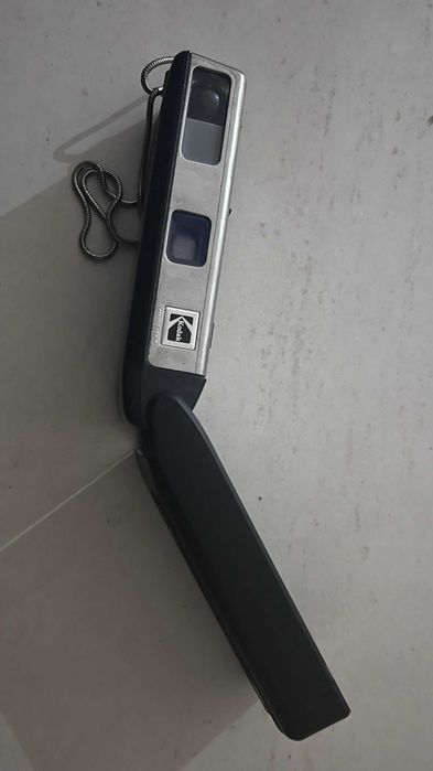 Máquina fotográfica vintage Kodak Ektralite 32