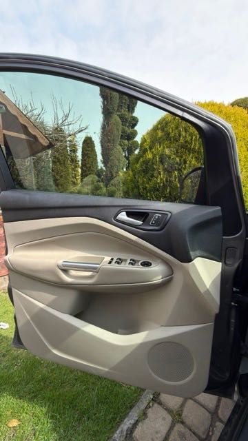 Продам власне авто Ford C-Max 2014 року.