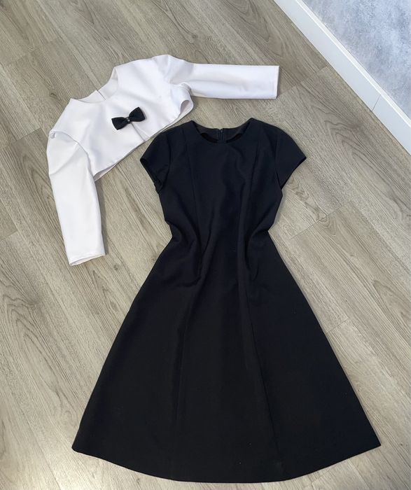 Продам плаття р.152 на виступ