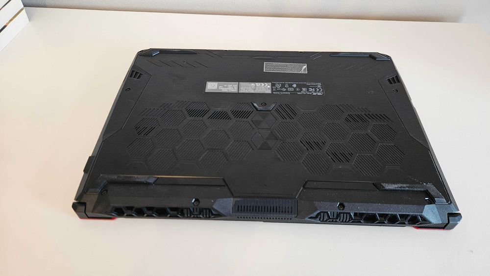 Laptop Gamingowy Asus TUF F15 GTX1650 16gb RAM