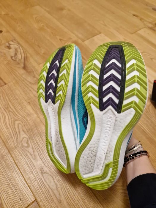 Saucony Endorphin speed 2 R 40