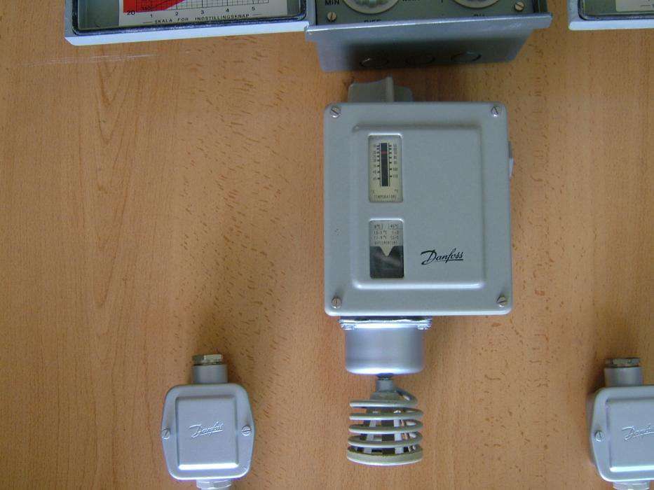 Equipamento Humidade Diferencial; termostato; Sonda